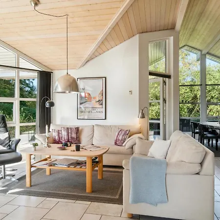 Beautiful Home In Ebeltoft With Sauna Ebeltoft