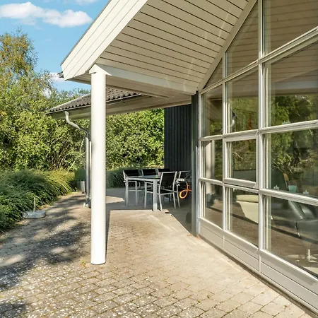 Beautiful Home In Ebeltoft With Sauna Ebeltoft