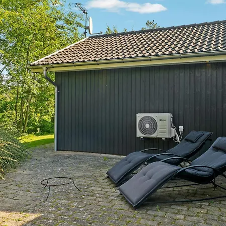 Σπίτι διακοπών Beautiful Home In Ebeltoft With Sauna